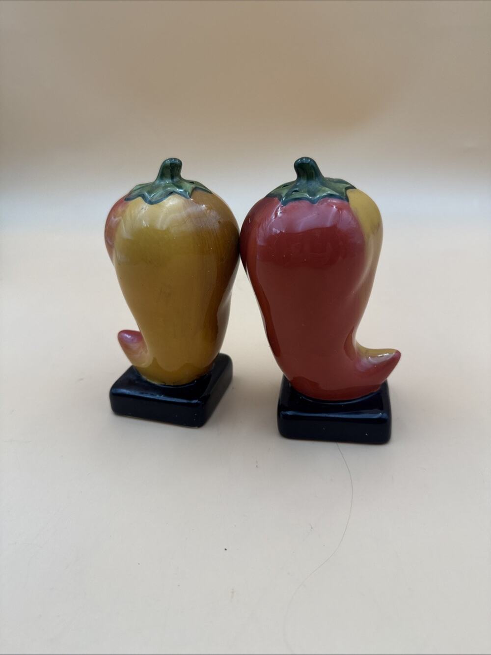 Clay Art C. A. Chili Pepper Salt and Pepper Shaker Set FREE S/H OFFER